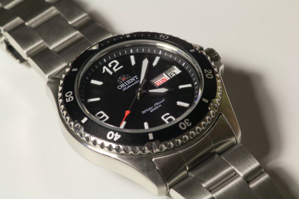orient-mako-2-automatic-diver-watch-review