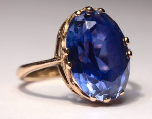 Sapphire_ring