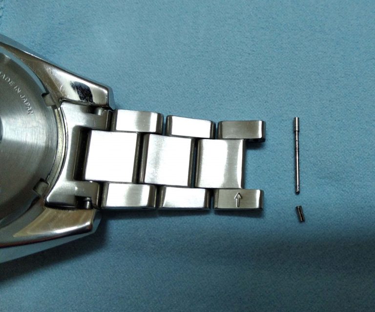 How To Adjust Seiko Watch Bracelet | Automatic Watches For Men